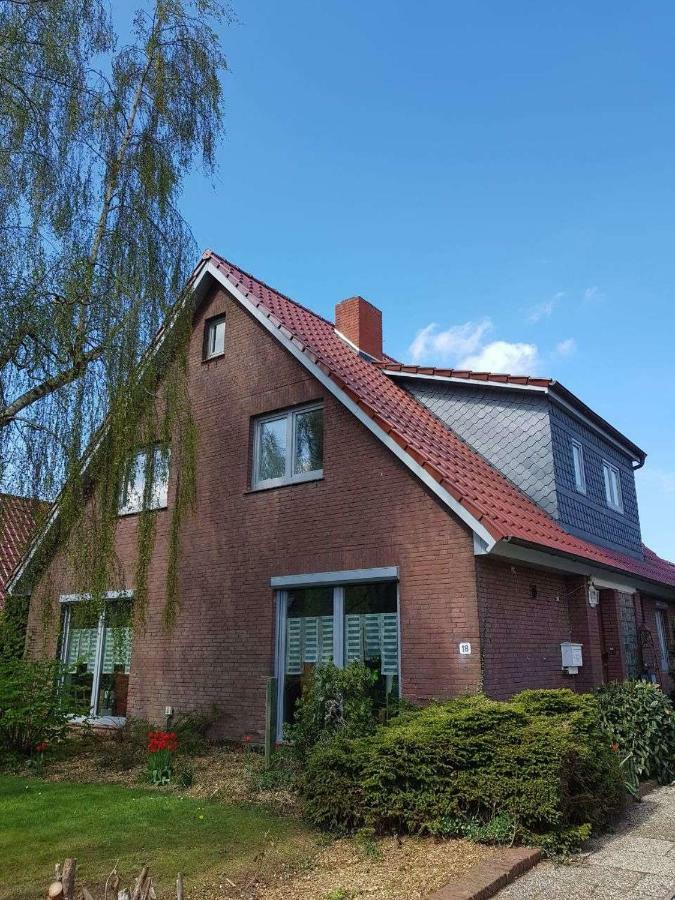 Ferienwohnung Heimathafen Neufolstenhausen Exterior foto